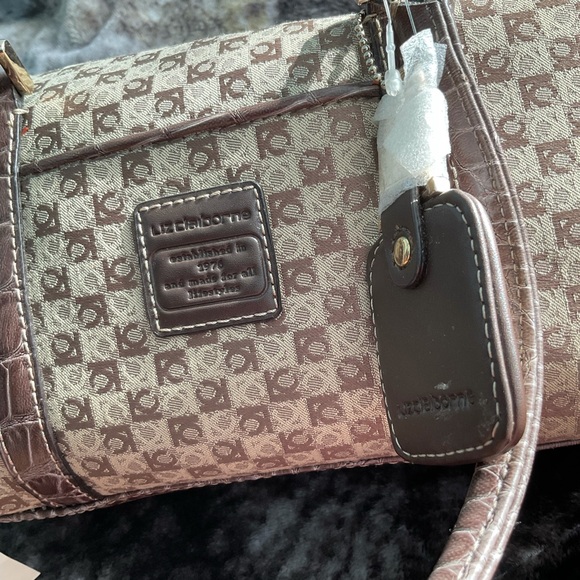 #39 NWT Liz Claiborne Bag🤎👜 - Picture 7 of 16